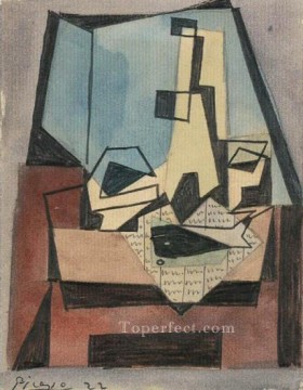 Pablo Picasso Painting - Pez botella de vidrio en un periódico cubista de 1922 Pablo Picasso